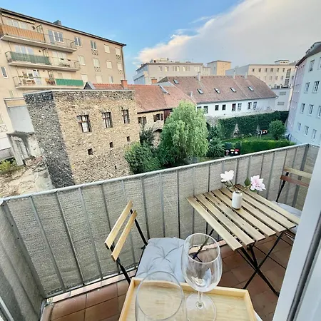 Appartement Stilvolles Im Herzen Von